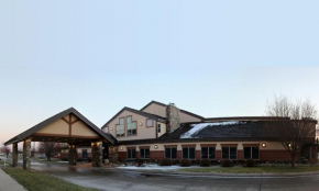 Отель C'mon Inn Grand Forks  Гранд Форкс